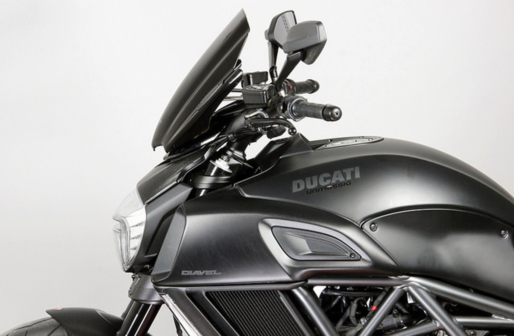 Buy MRA Racingscreen For Naked Bikes With Mounting Kit And ABE Louis