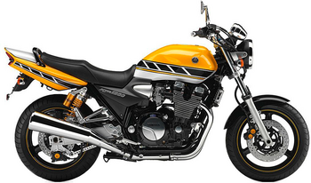 YAMAHA XJR 1300