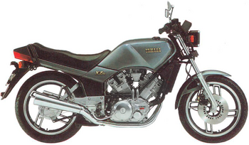 YAMAHA XZ 550