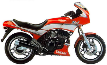 YAMAHA XJ 600