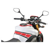 Bride de reservoir avec fixation