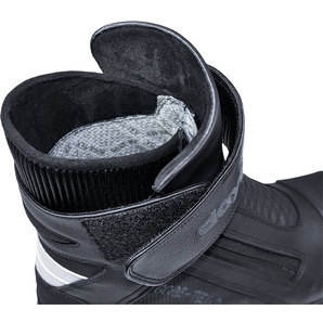 daytona arrow boots