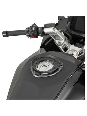 ANILLO DEL DEPÓSITO GIVI INCL. FIJACIÓN