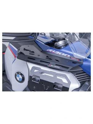 Odkládací plocha u palivové nádrže