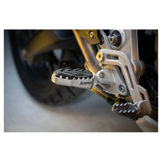 Akrapovic Adventure Fussrasten-Set Titan m. ABE