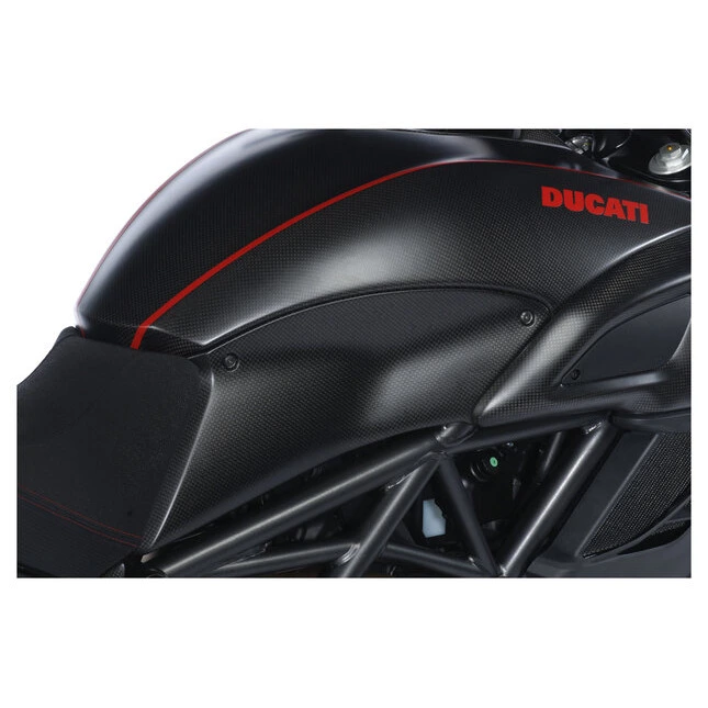 Ilmberger Carbonteile für Ducati Diavel 2011-2018