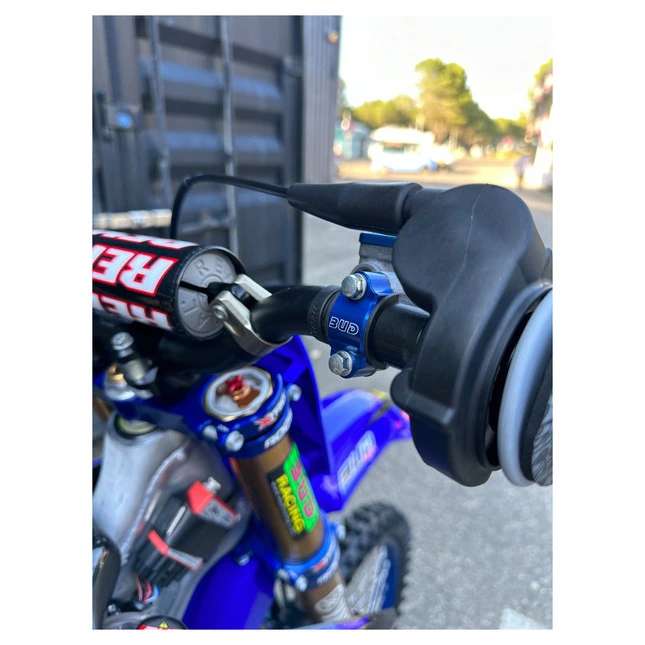 Bud Racing Klemmbrücke
