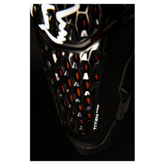 FOX Titan Pro D3O Paar