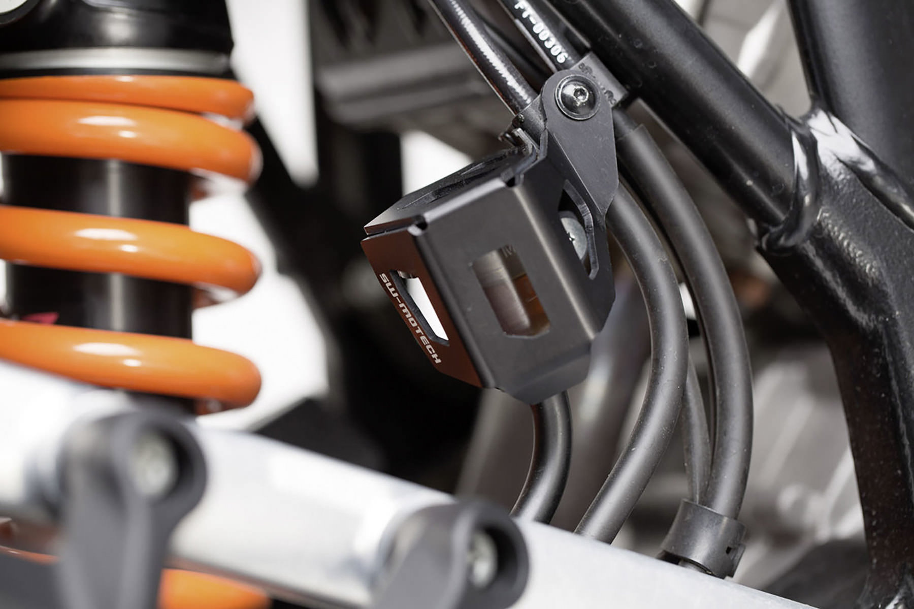 SWMotech SWMotech Brake Fluid Reservoir Guard