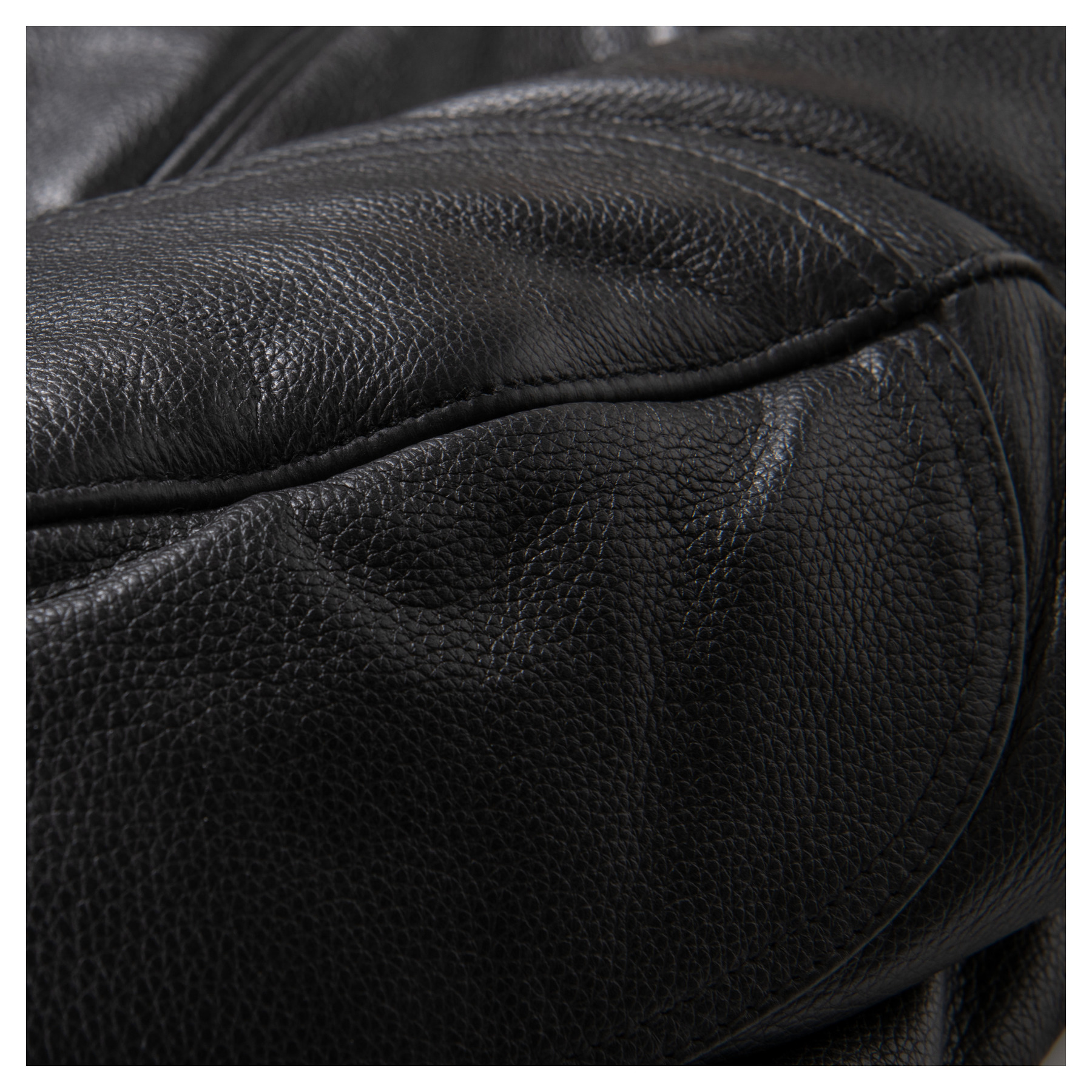 Detlev Louis DL-JM-3 Leather Jacket Review (Buying Guide