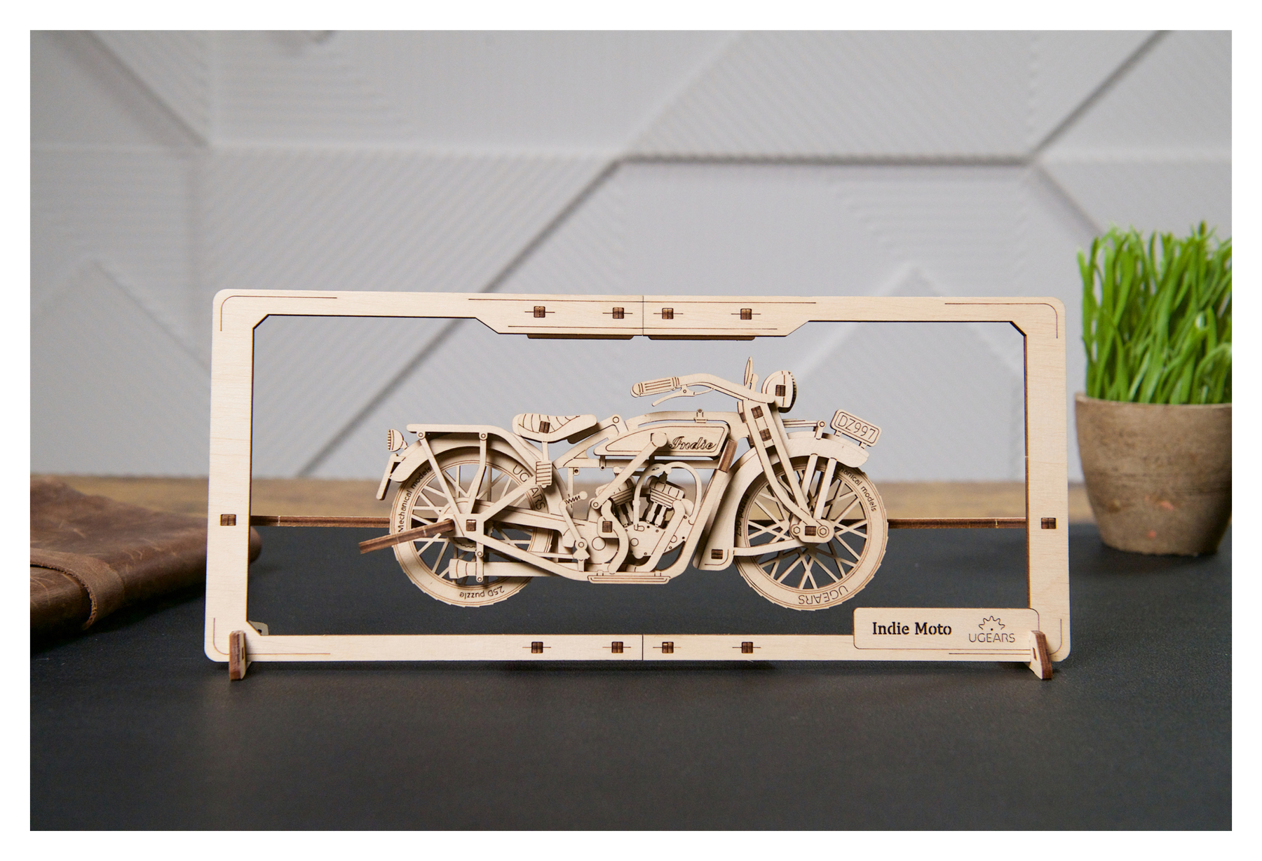 Moto VM-02 Ugears - Puzzle 3d en bois - UGEARS - MODELS