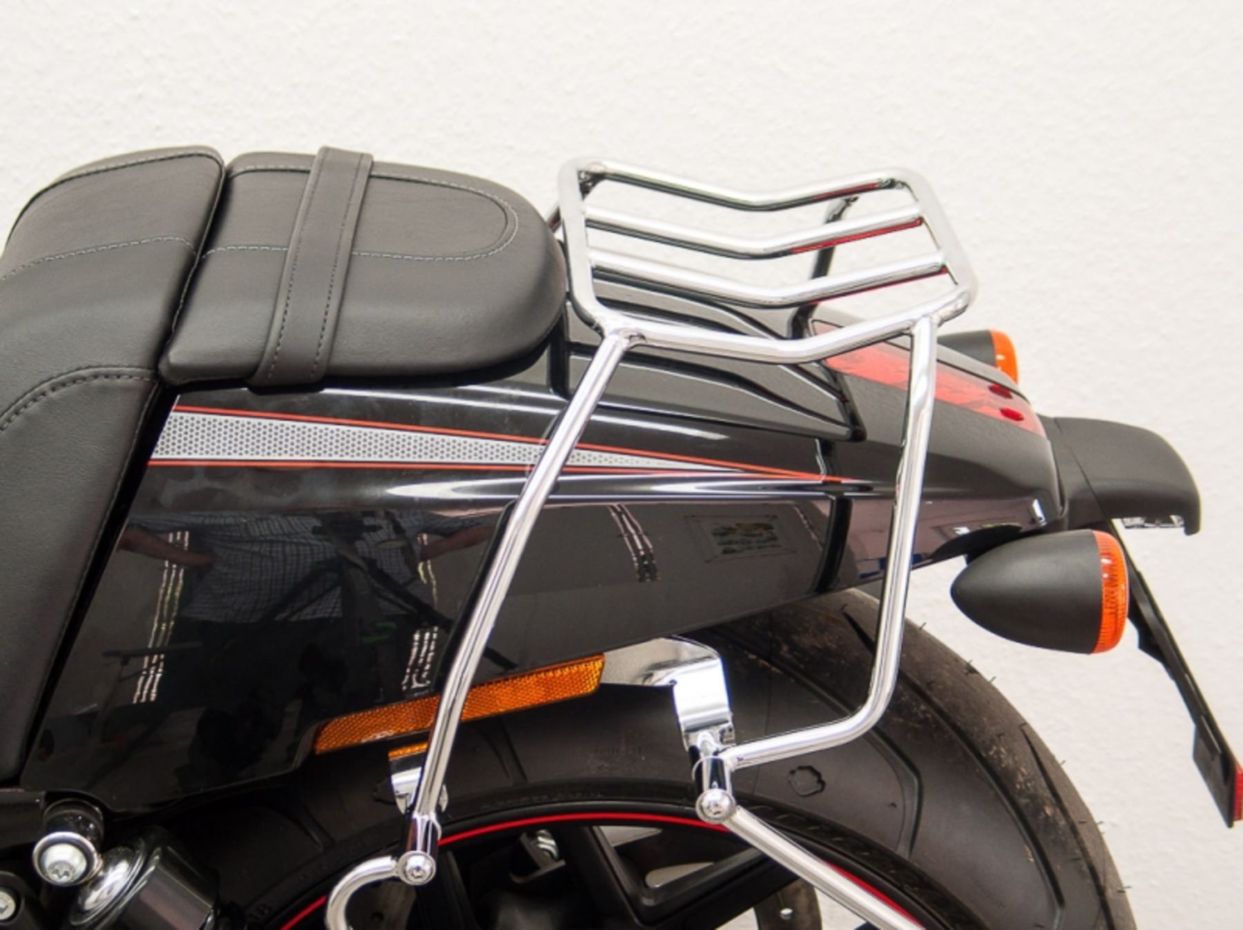 Portapacchi Posteriore Pieghevole HEINMO Per GTS GTV 125/300 - In Acciaio Inox, Con Schienale In Pelle PU