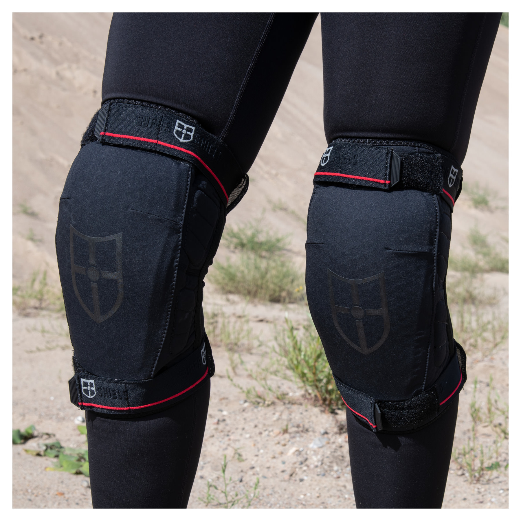 Super Shield SUPER SHIELD GUARDS LARGE KNEE PROTECTORS, BLACK