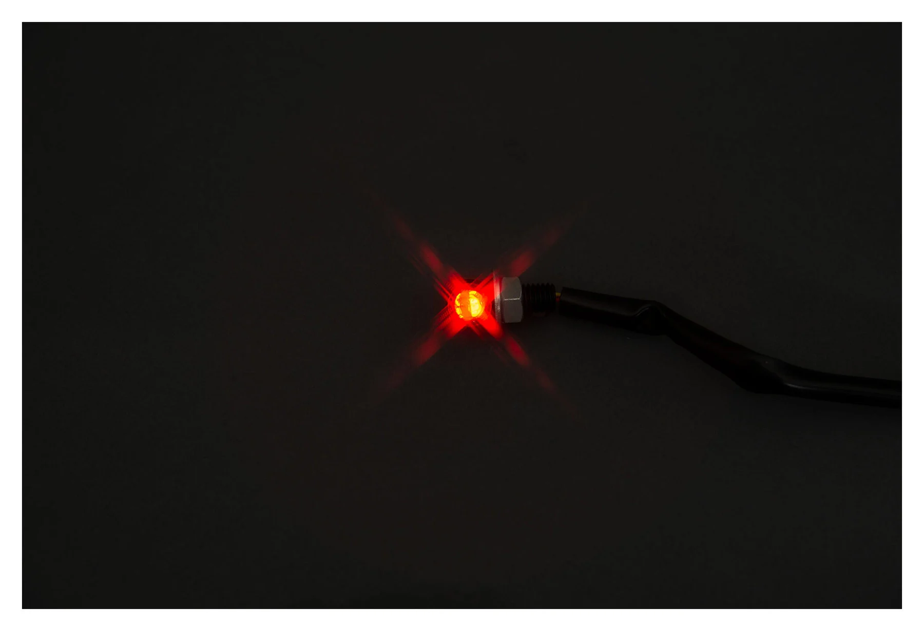 HIGHS. PROTON TWO 3-in-1 LED T/B light