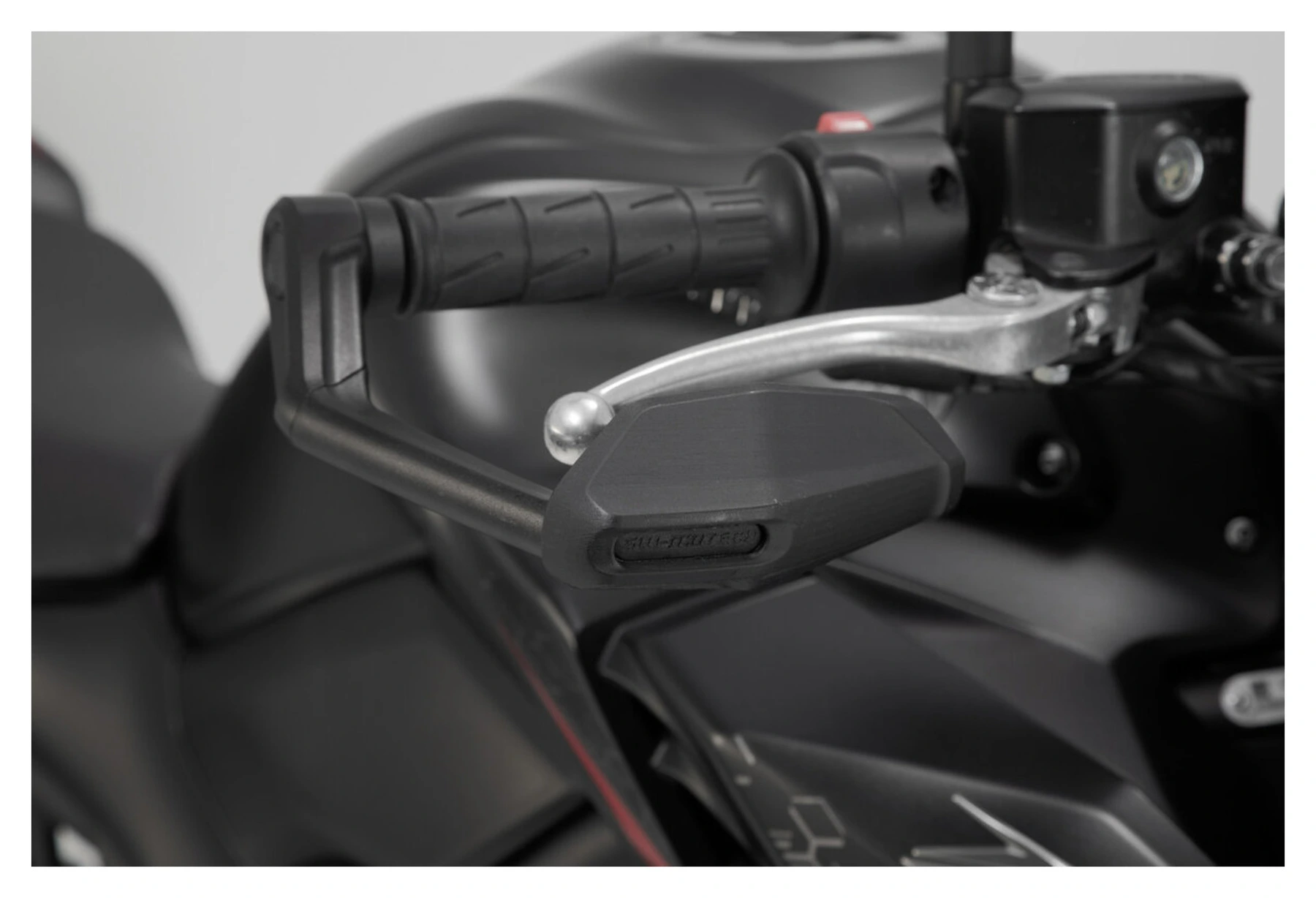 Lever Guard W. Wind Protection