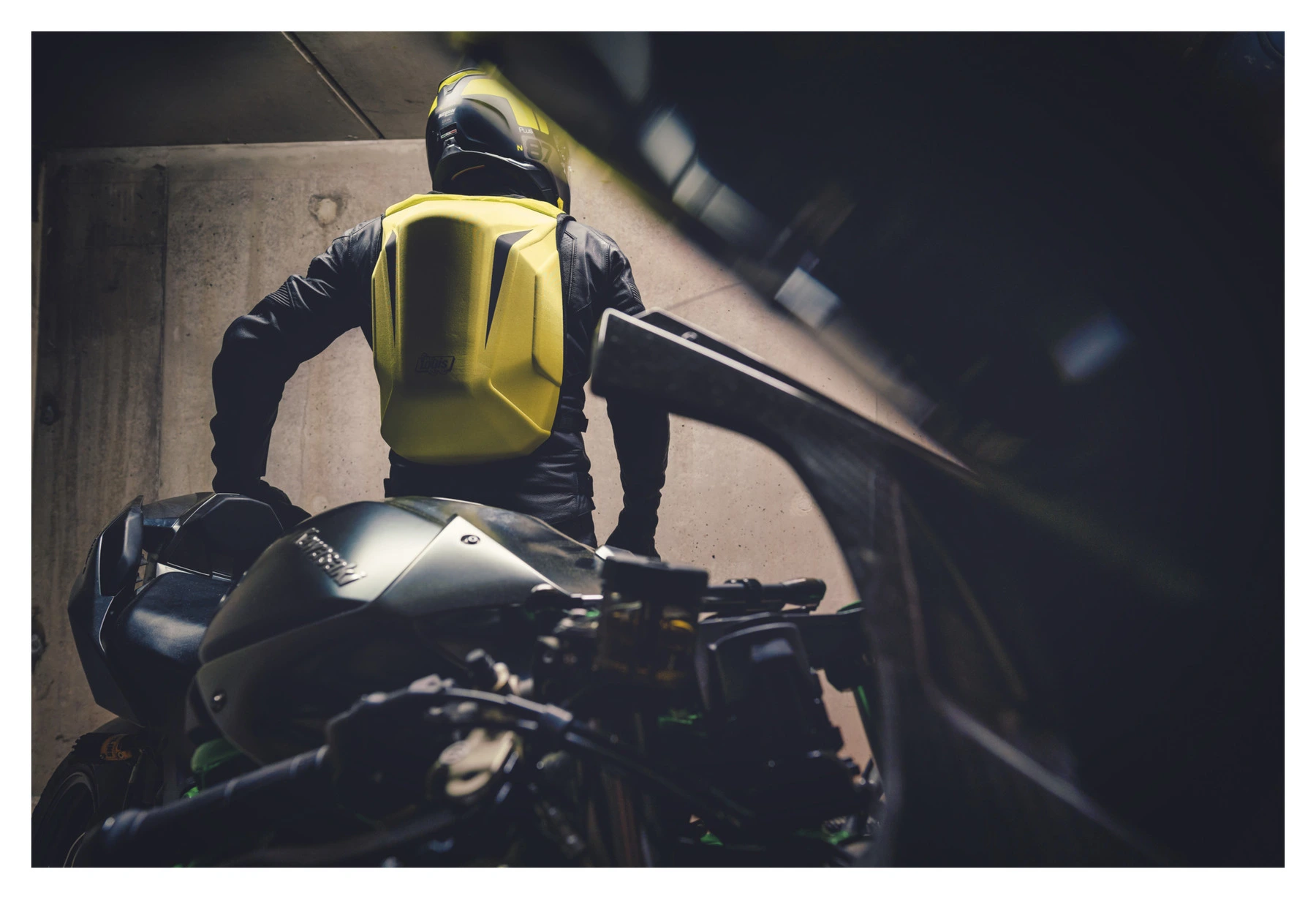 Hard Shell Rugzak Geel