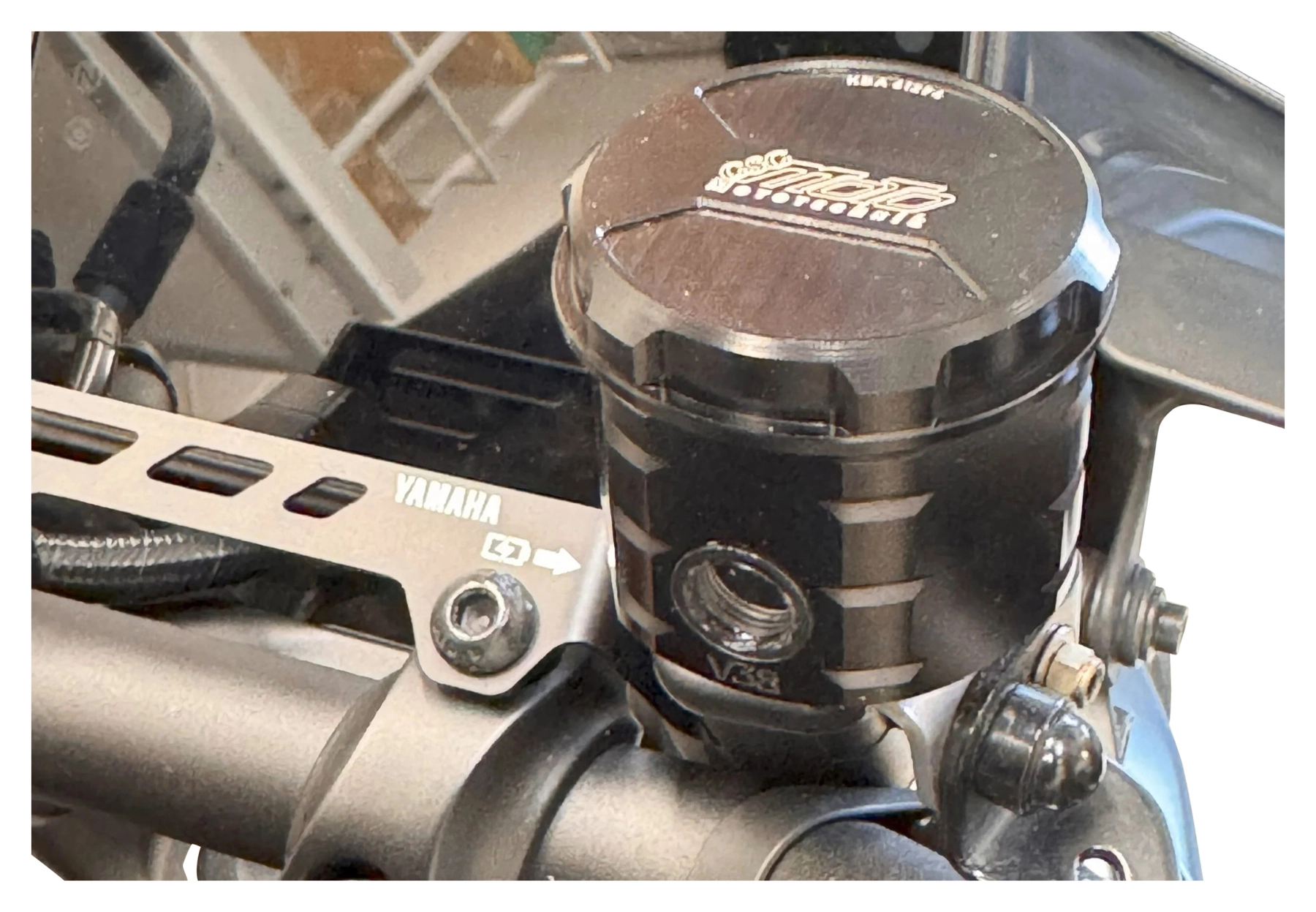 Réservoir liquide frein