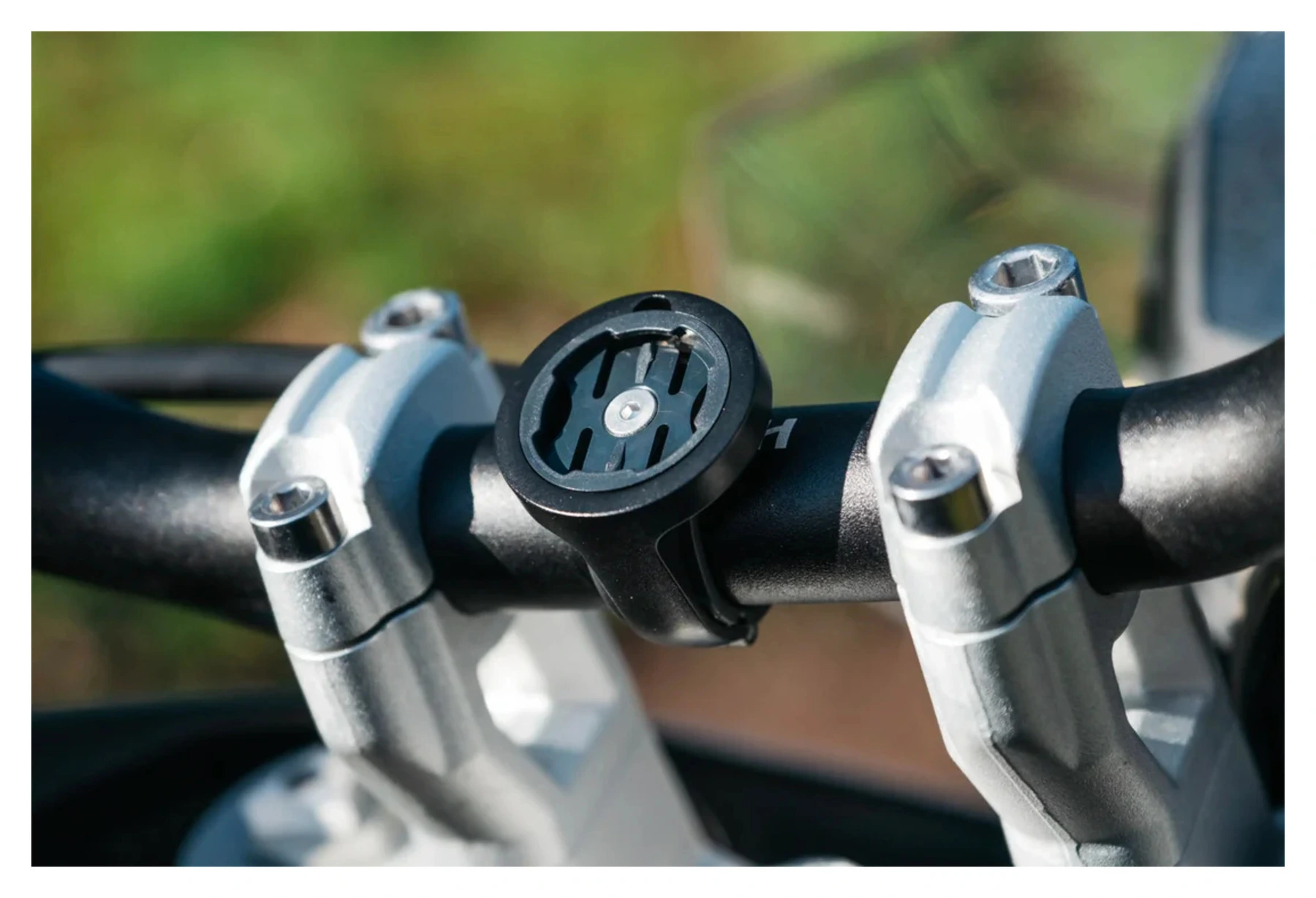 Moto Ii Handlebar Clamp