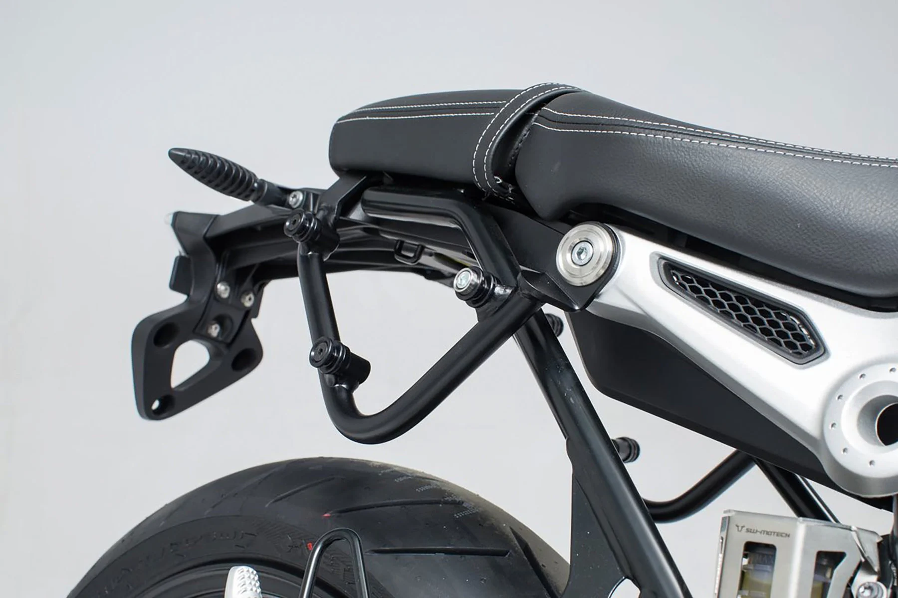 Bmw r nine t sw motech top