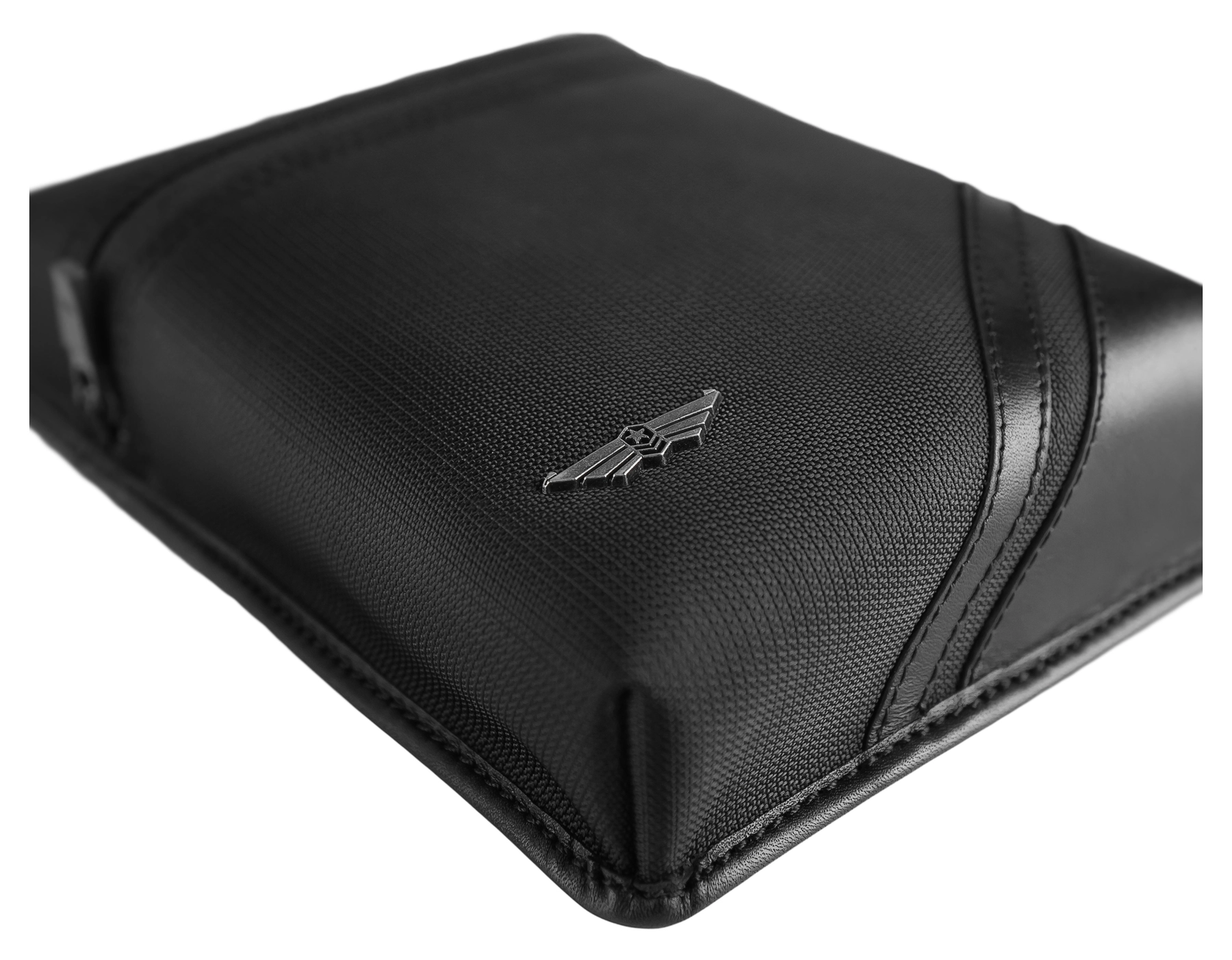 Magnetic bag