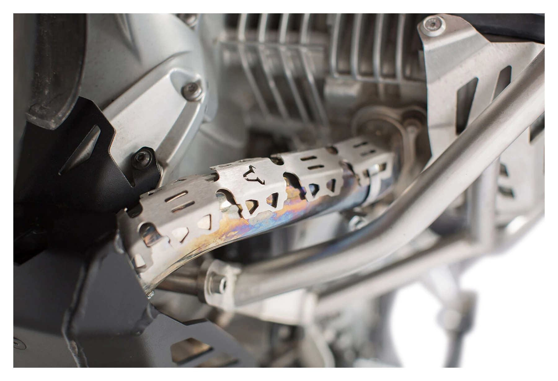 HEADER PIPE GUARD