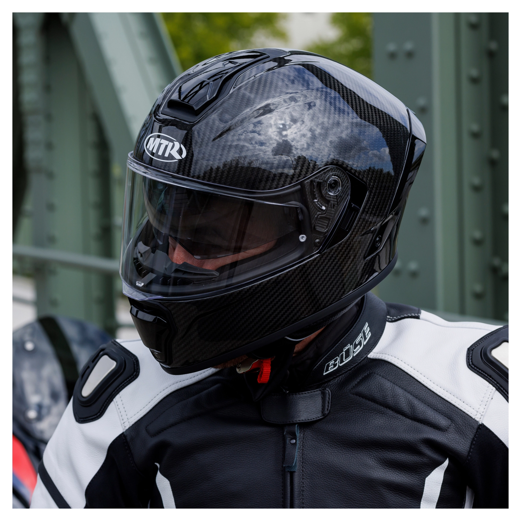 S-15 Carbon