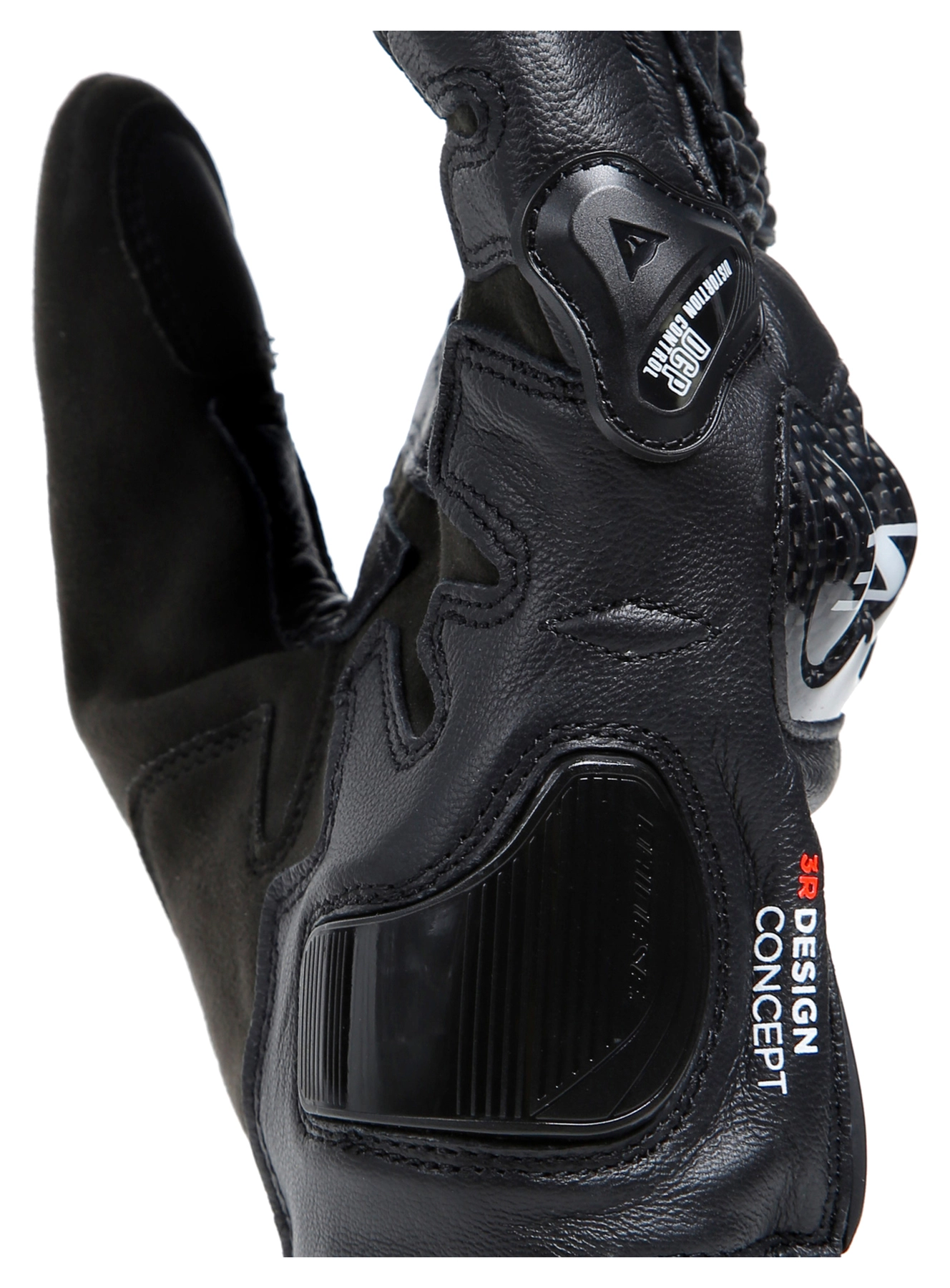 Carbon 4 Short