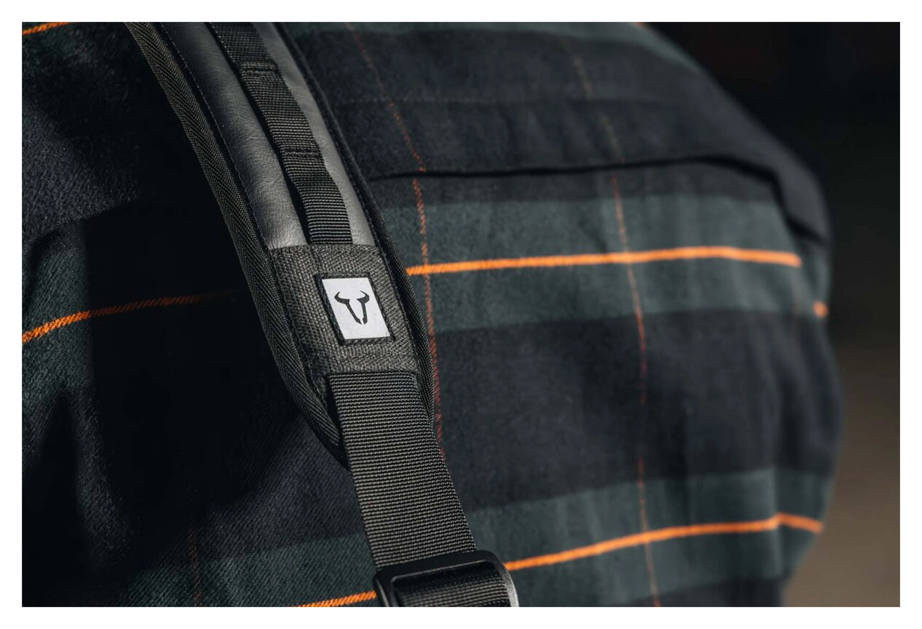 Shoulder strap LA12