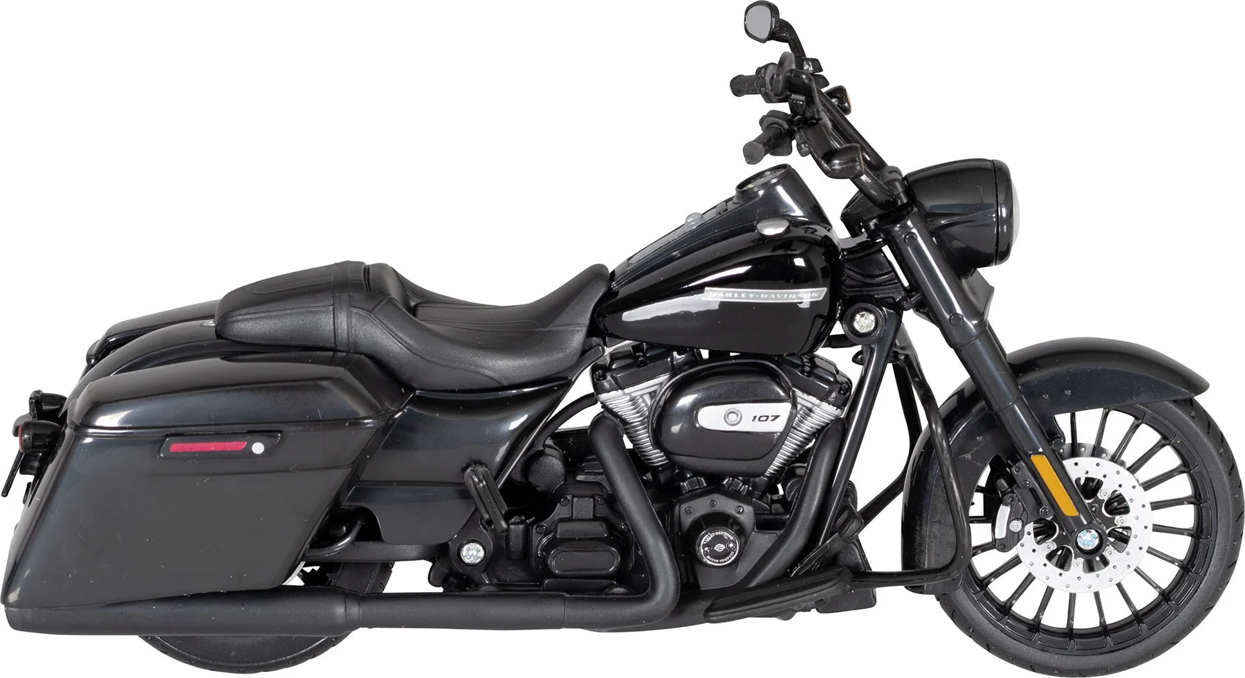 Gotowy model H-D 2017 ROAD KING SPEC.
