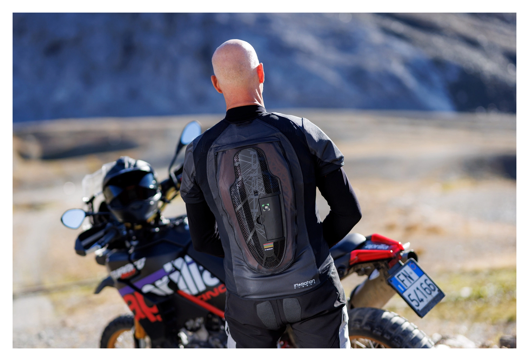 eVest Pro In&Box Powered By In&Motion