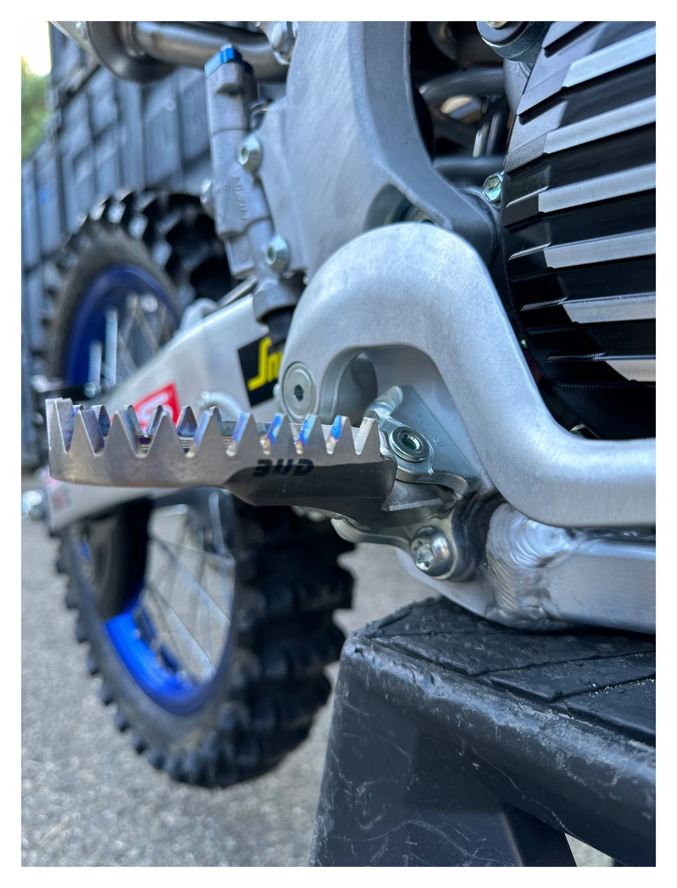 MX Titan Fussrasten Bud Racing
