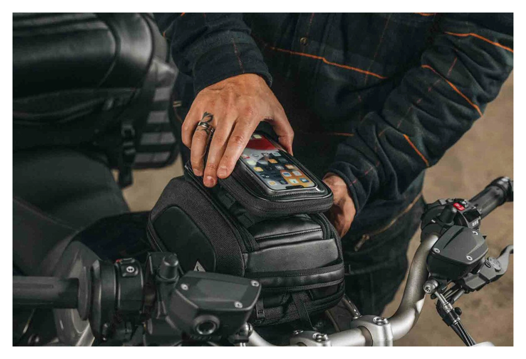 Smartphone case LA11