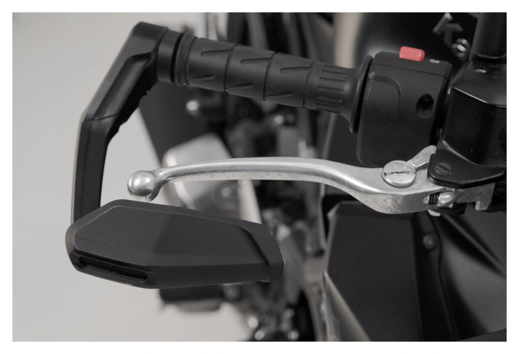 Lever Guard W. Wind Protection