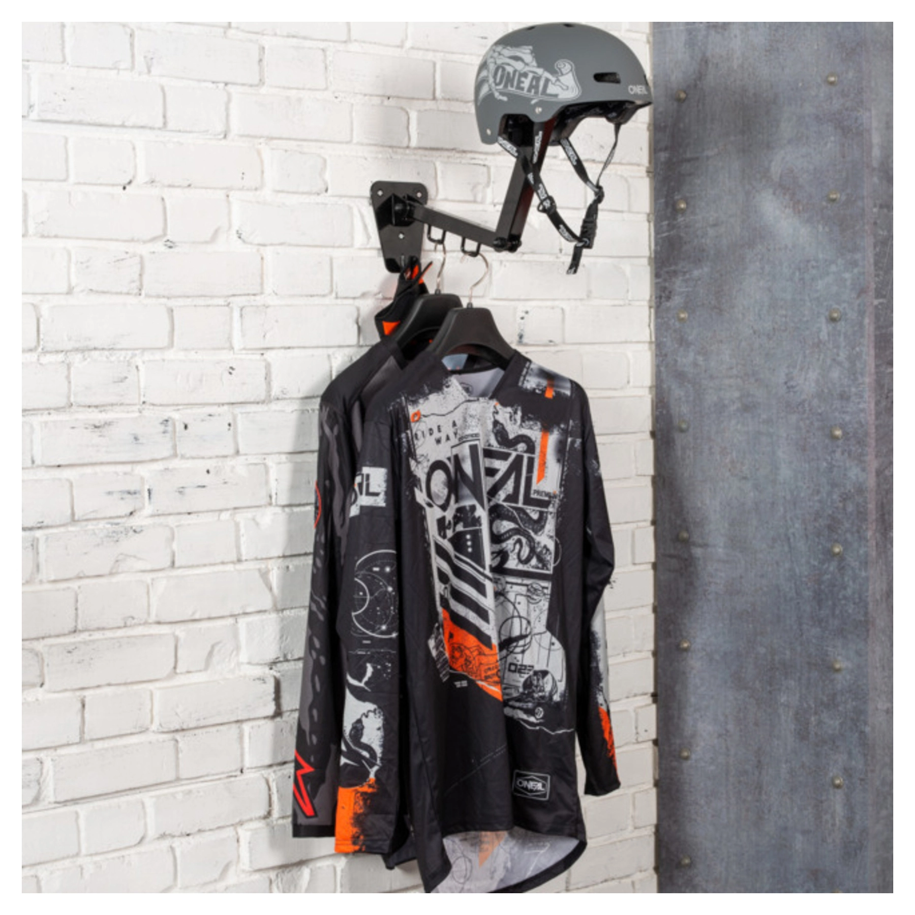 Biker Wardrobe Single