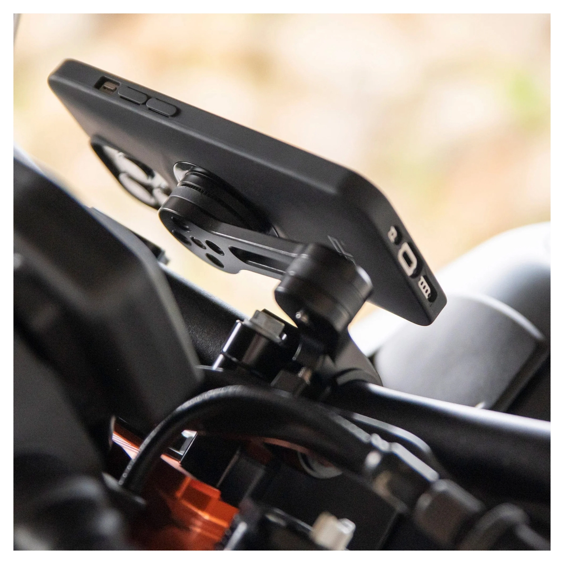 HANDLEBAR MOUNT