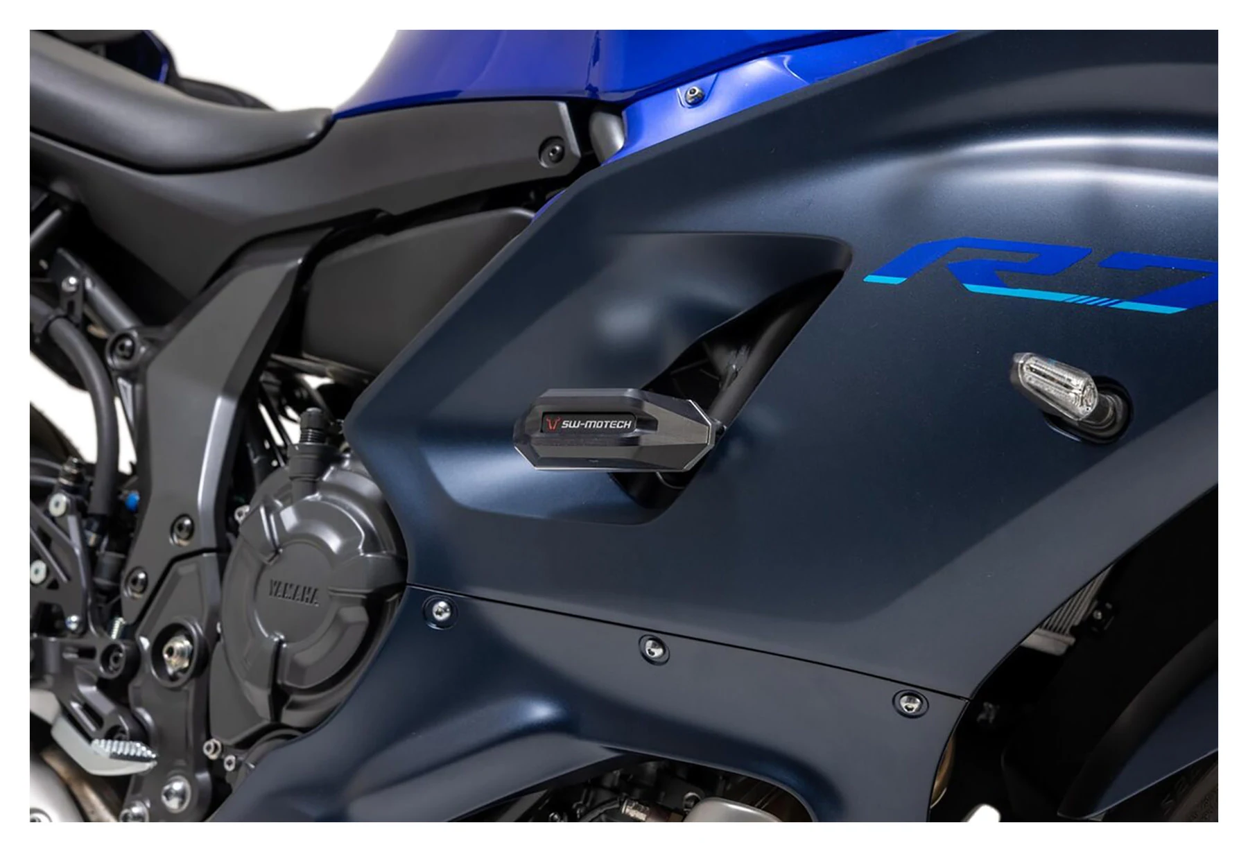SW Motech Kit Tappi Paramotore Protettivi Per Telaio - Nero - Compatibile Con Suzuki SFV650 (2009+)