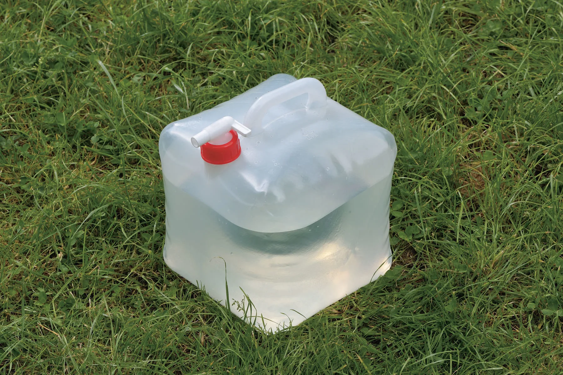 FOLDABLE WATER CANISTER