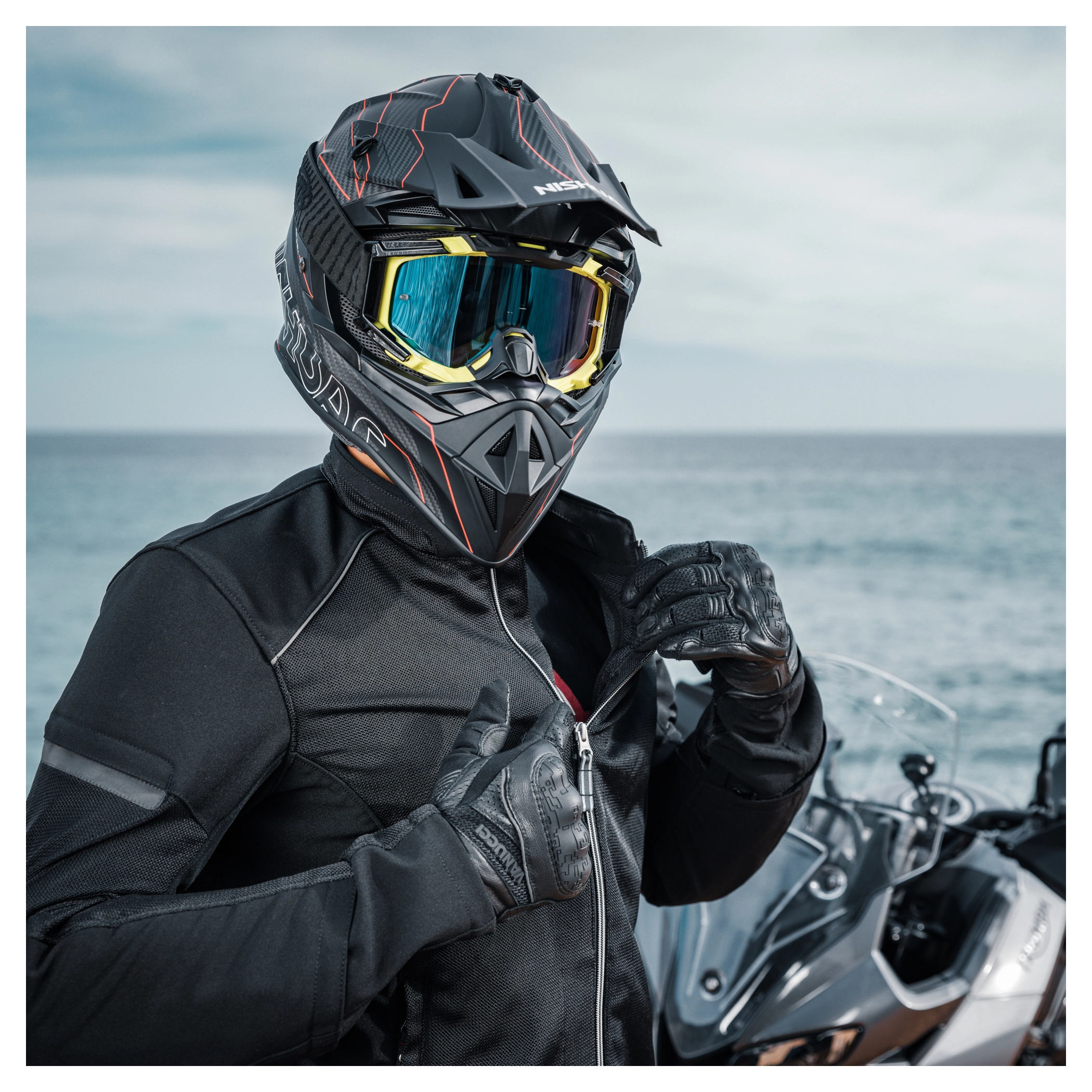 Veste de Protection Moto Dorsal Spine Guard Moto Motocross Armure Armure  Racing Vêtements Protection Gear, Noir : : Auto et Moto