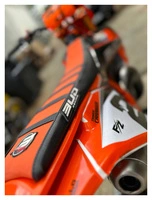 COPERT. SELLA BUD RACING