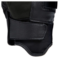 Carbon 4 Short