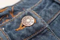 8 BOUTONS DE JEANS