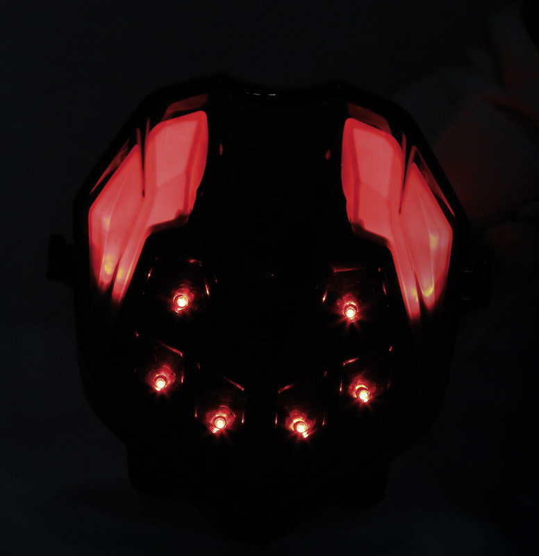 SHIN-YO FEU ARRIÈRE LED
