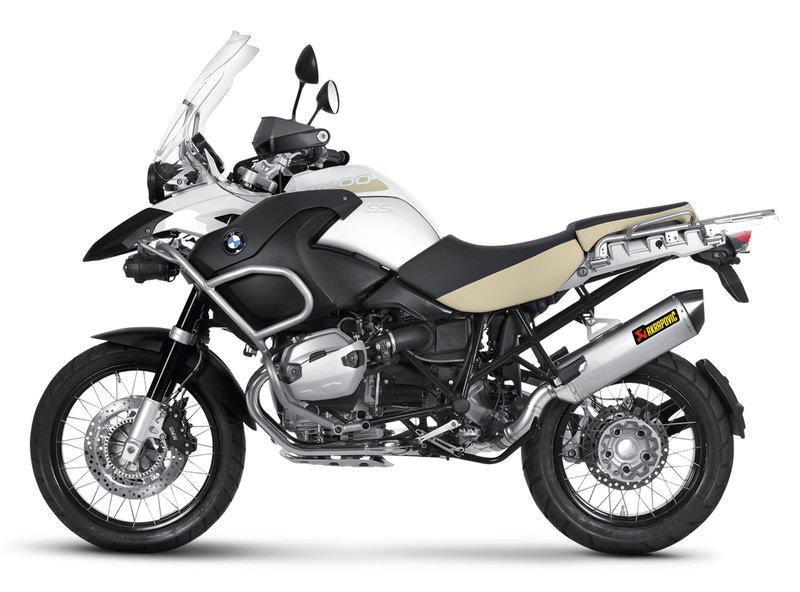 AKRAPOVIC SLIP-ON LIJN