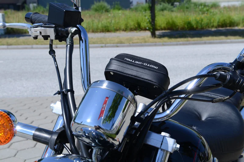 MEDIEVÄSKA MOTODETALJER
