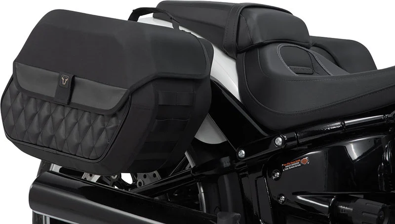 Side bag system LH H-D models