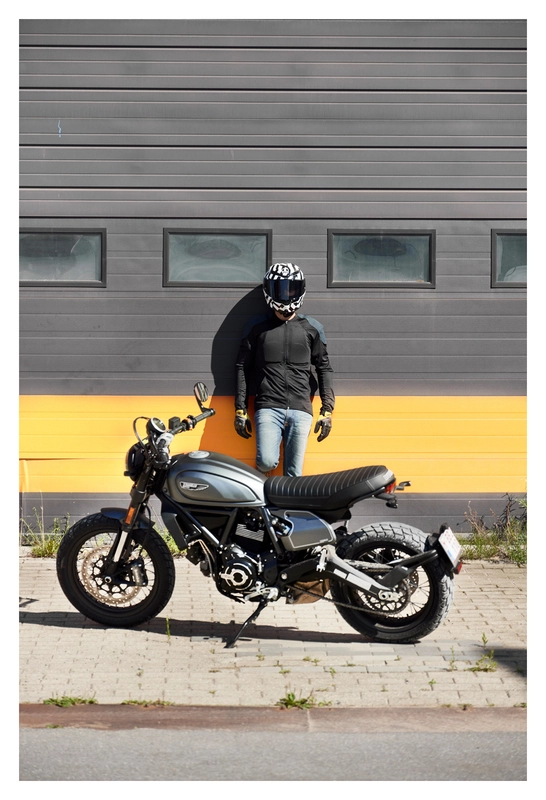 Standard R- Med Kevlar