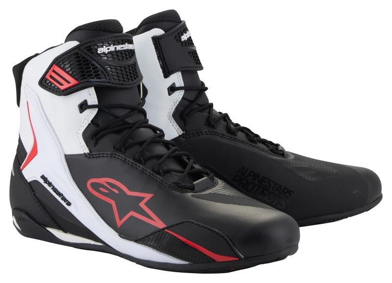 Faster 4 Bottes