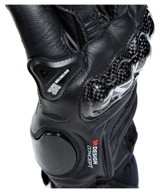 Carbon 4 Short