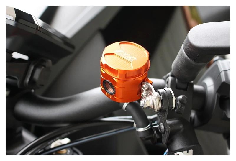 Réservoir liquide frein