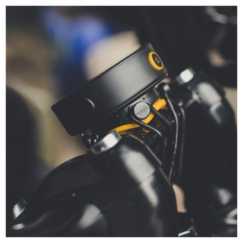 Moto Metal Grey + Moto Bar Mount Set